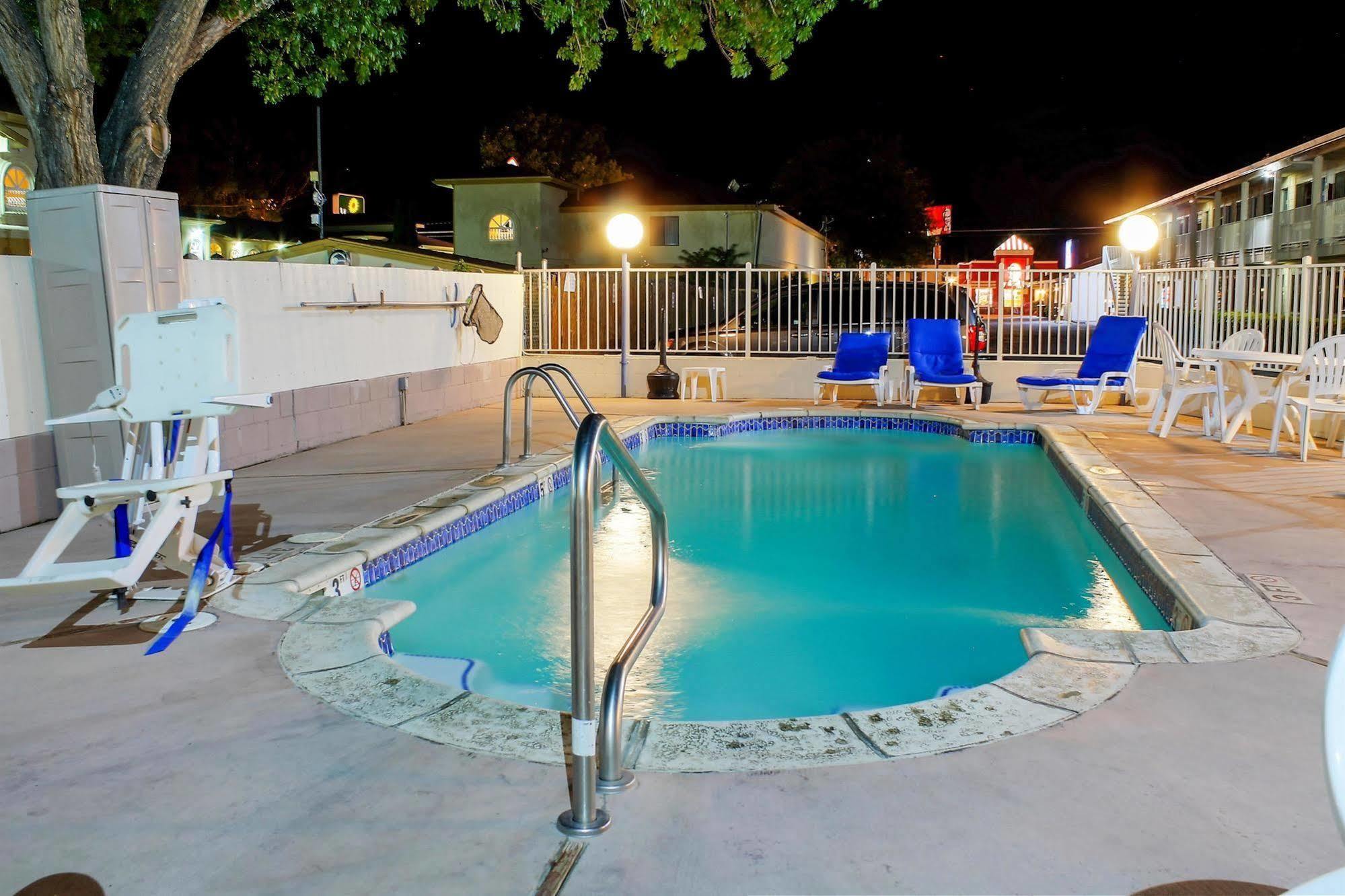 Motel 6-Bishop, Ca Eksteriør billede