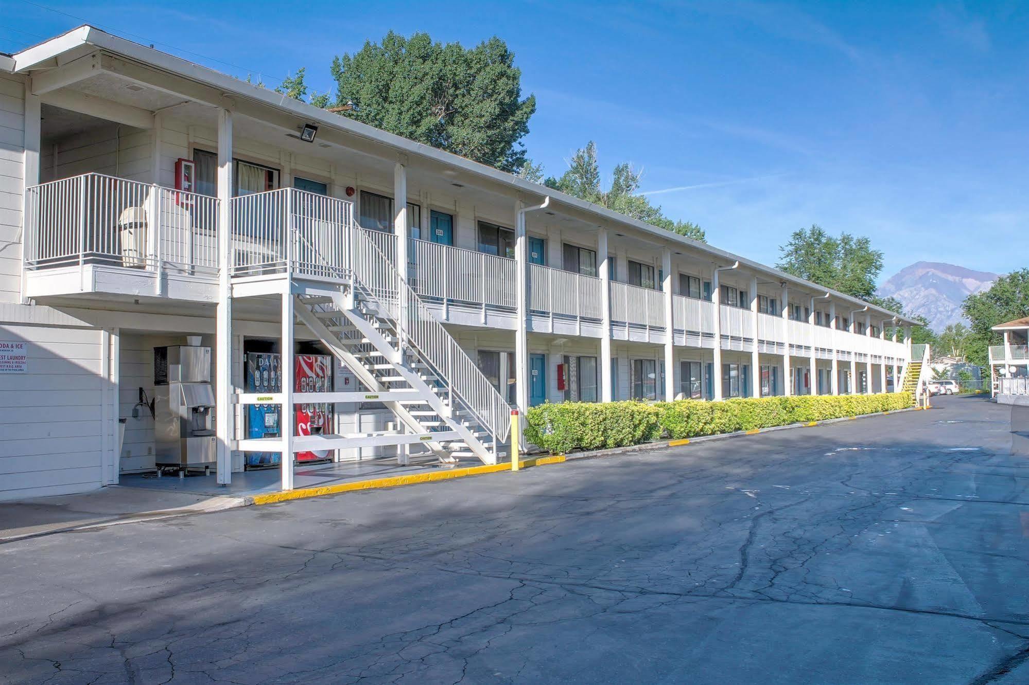 Motel 6-Bishop, Ca Eksteriør billede